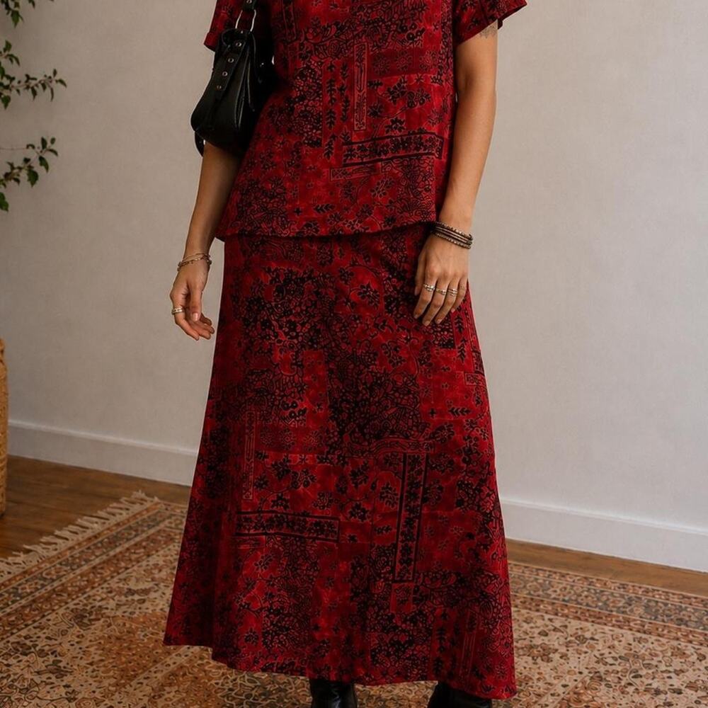 Vintage 90s Draper’s & Damon’s Red Black Rayon Maxi Skirt Two Piece Set Size 10